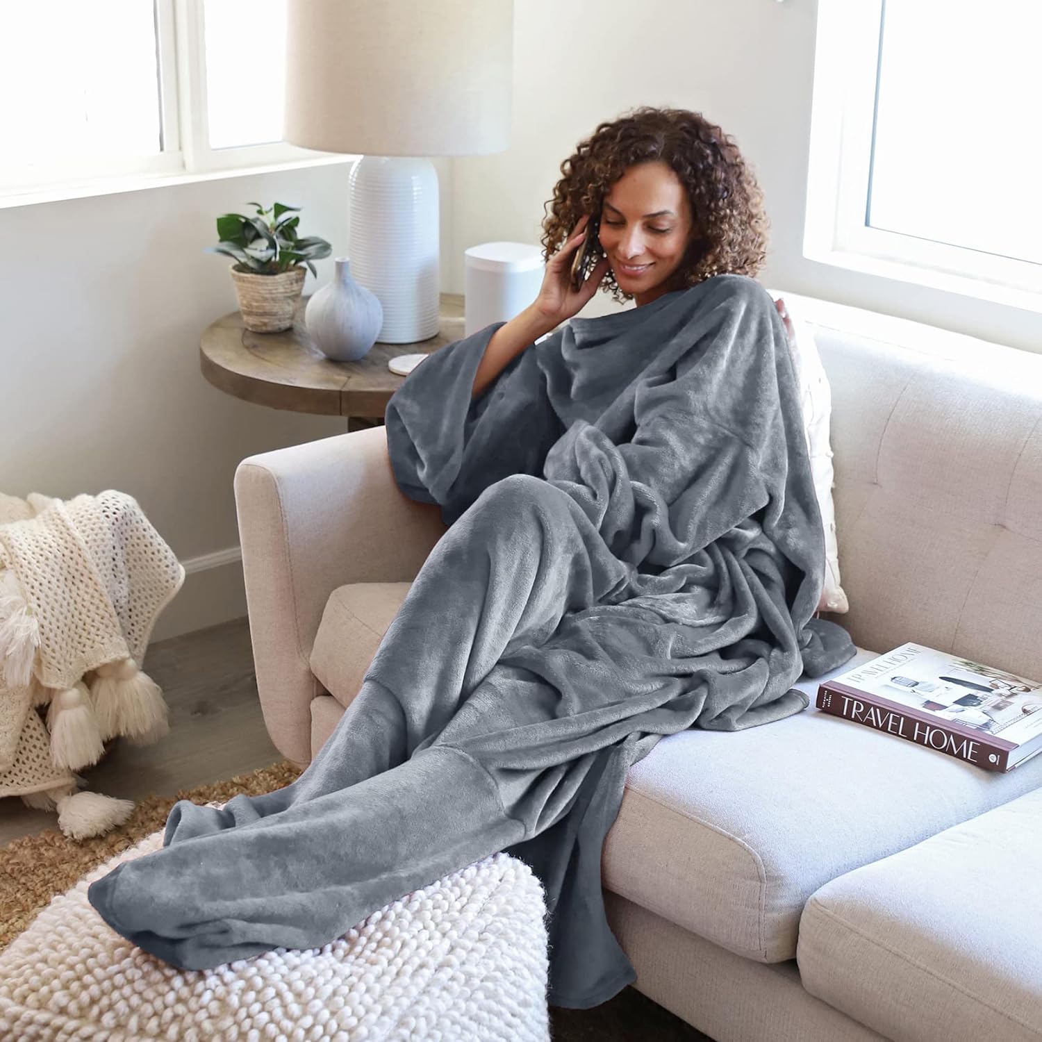 Catalonia + Classy Wearable Snuggle Blanket with Sleeves and Foot Pocket