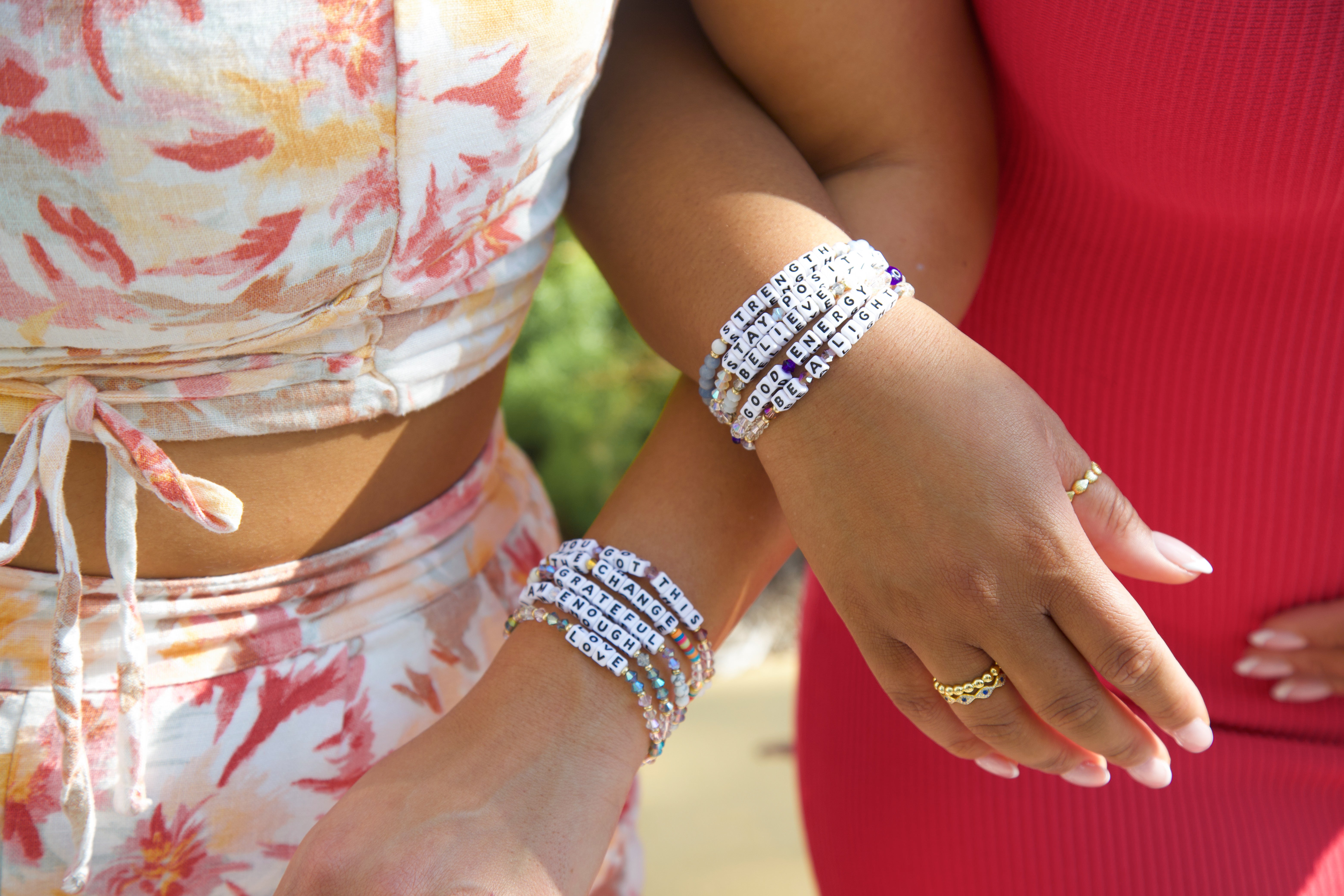Chic Friendship Bracelets | Trending accessories, Trending shoes, Friendship  bracelets