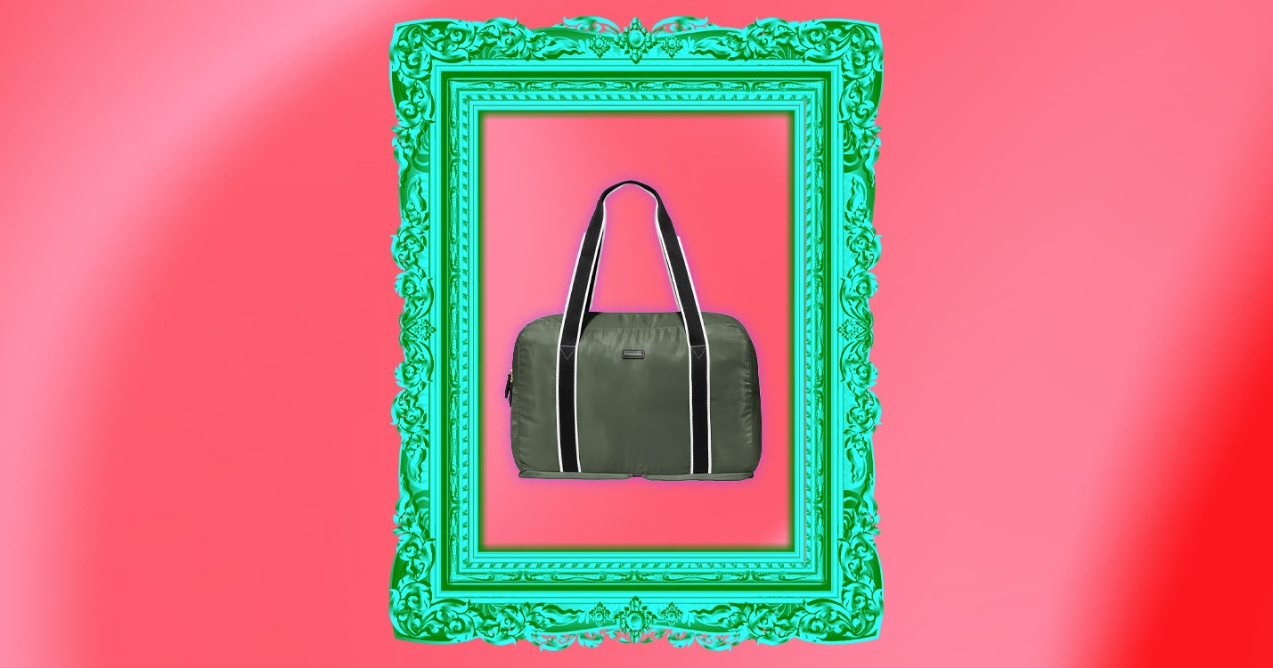The 17 Best Travel Gifts for Mom 2023