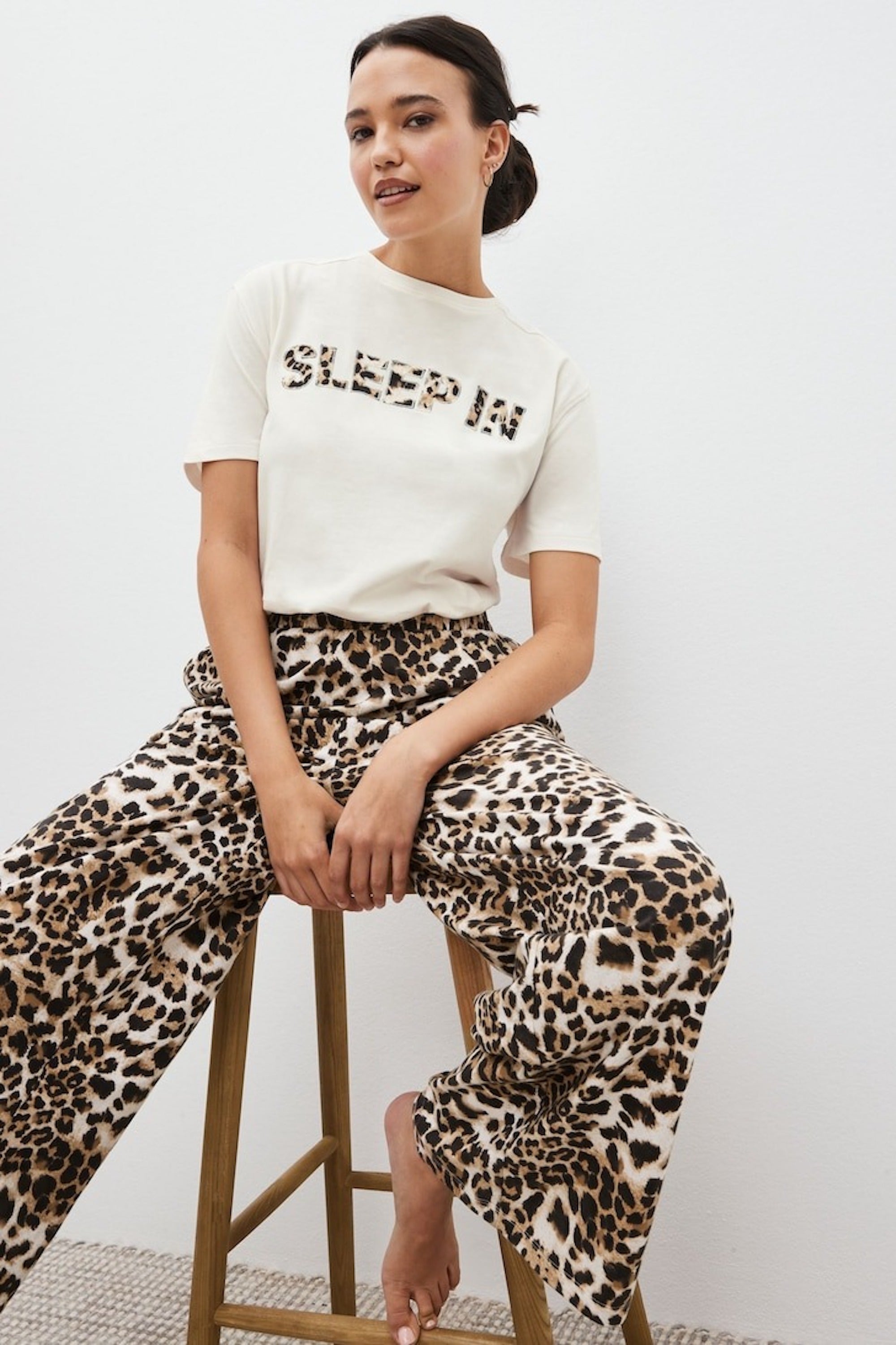 8 Wild Ways To Wear Leopard Print For Fall  Leopard print outfits, Leopard  print top, Fashion