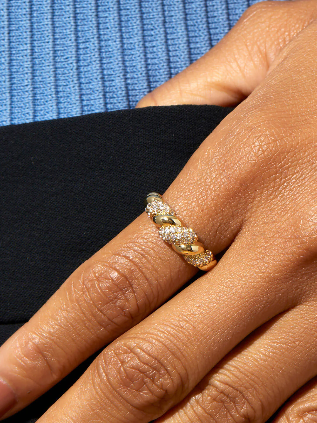 Yasuko Azuma + 18 Karat Yellow Gold Ring with Five Prong-Set Diamonds