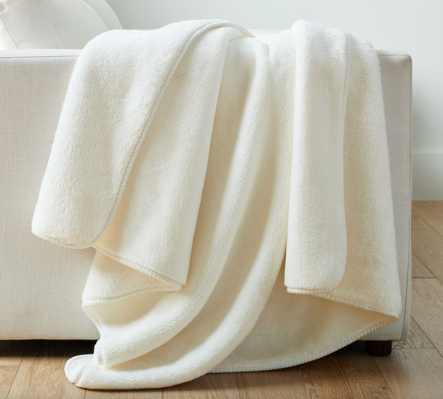 Coren faux fur throw blanket cheap