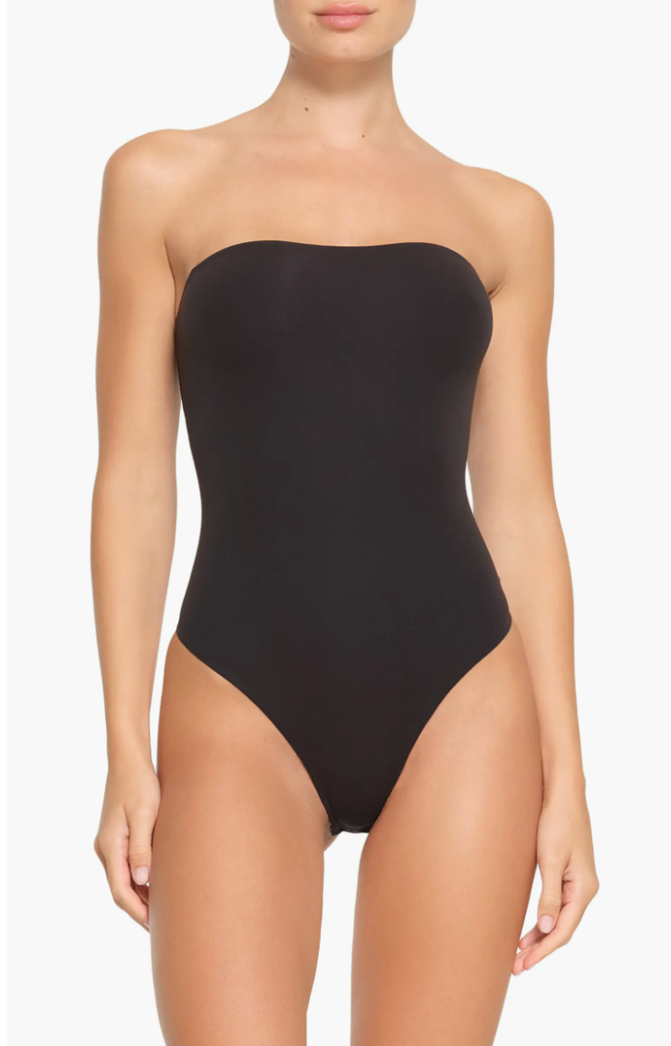 skims-fits-everybody-strapless-bodysuit
