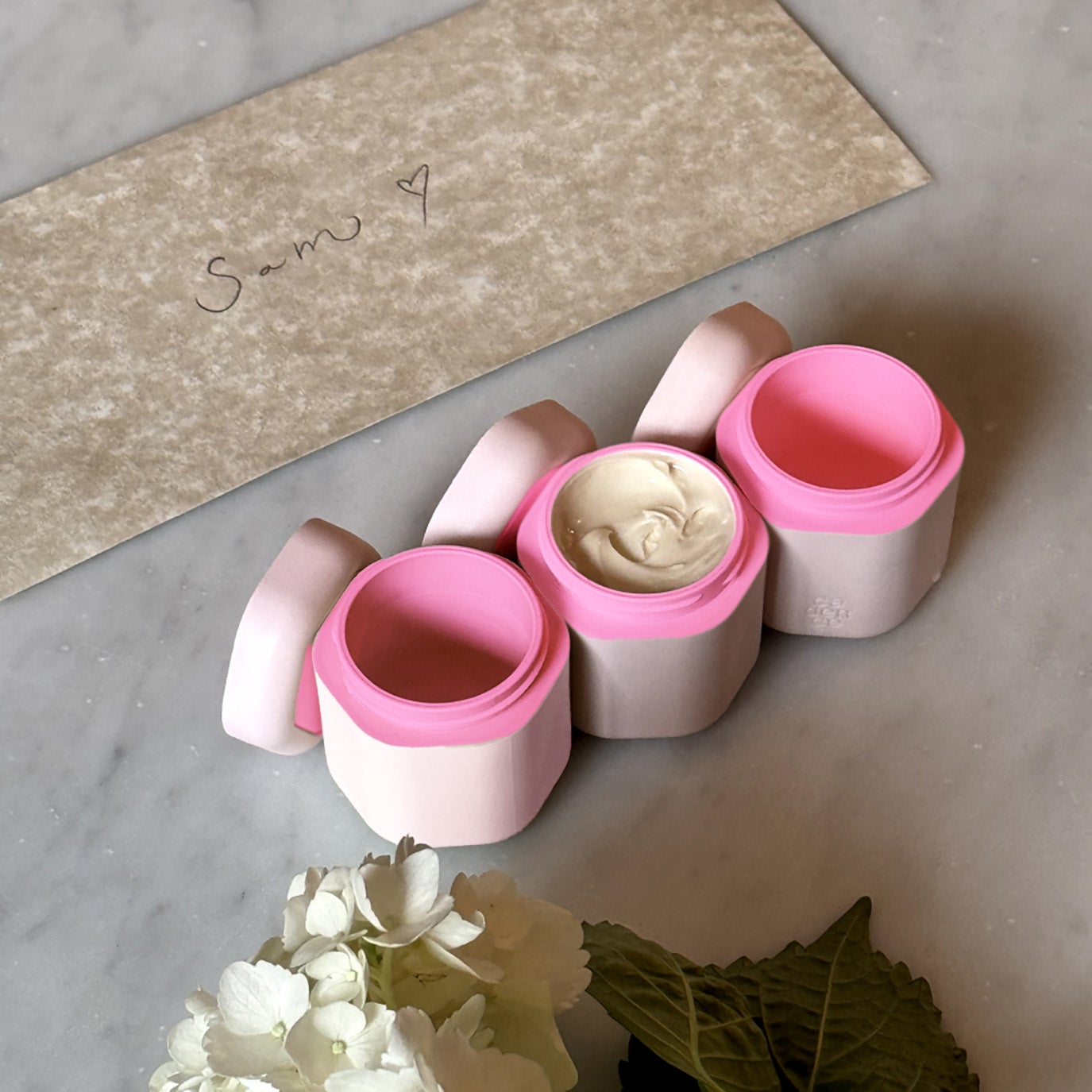 Cadence + Cadence Travel Container