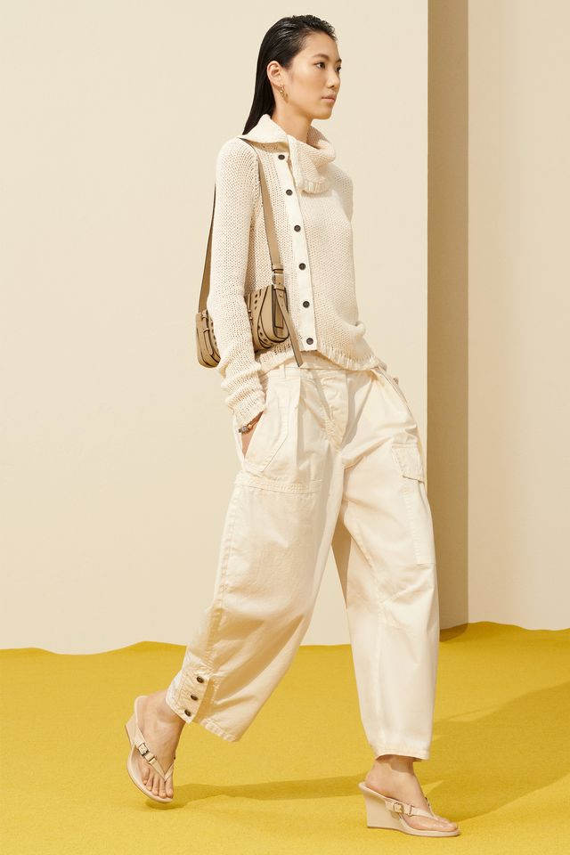 新品 ZARA SRPLS スプリングコート 白 ホワイト（白）系 ZARA(ザラ) コート(レディース) - 海外通販のBUYMA