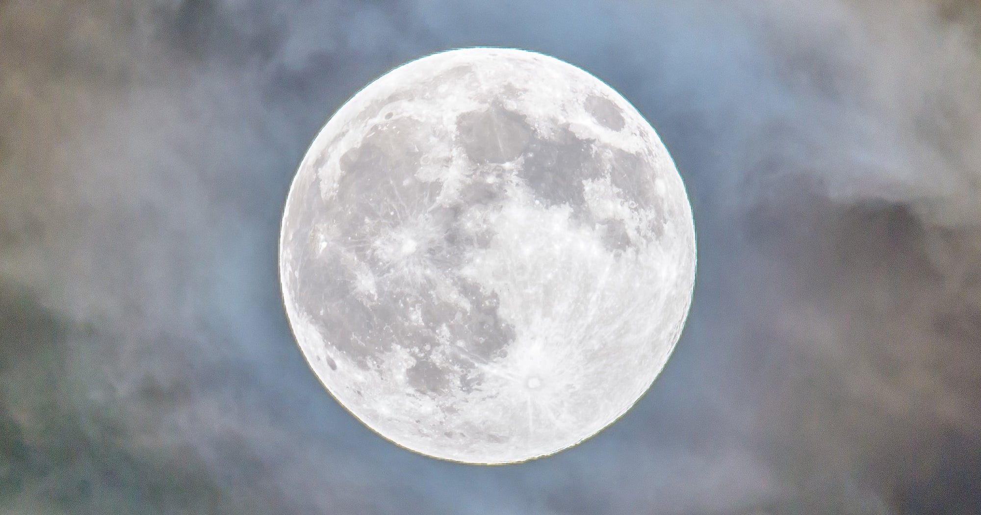 The Strawberry Full Moon In Capricorn Will Make It Hard To Control Your Feelings