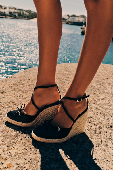 Castaner campesina black online