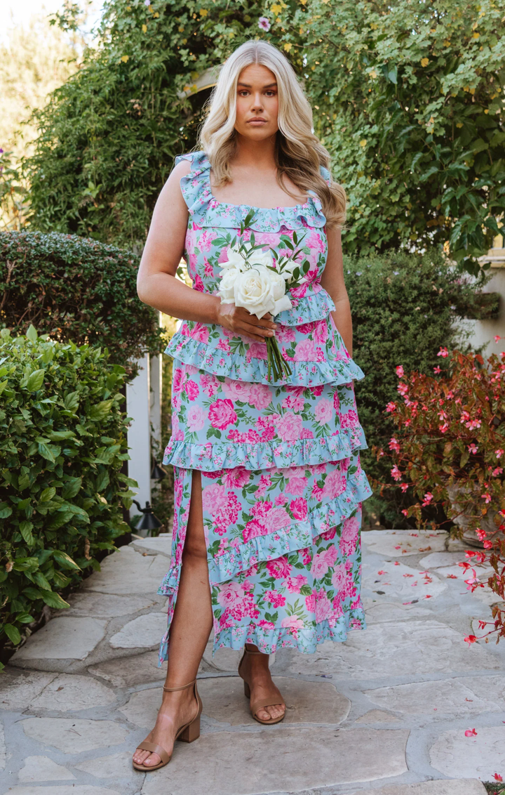 30 Beach Wedding Guest Dresses To Celebrate Seaside In