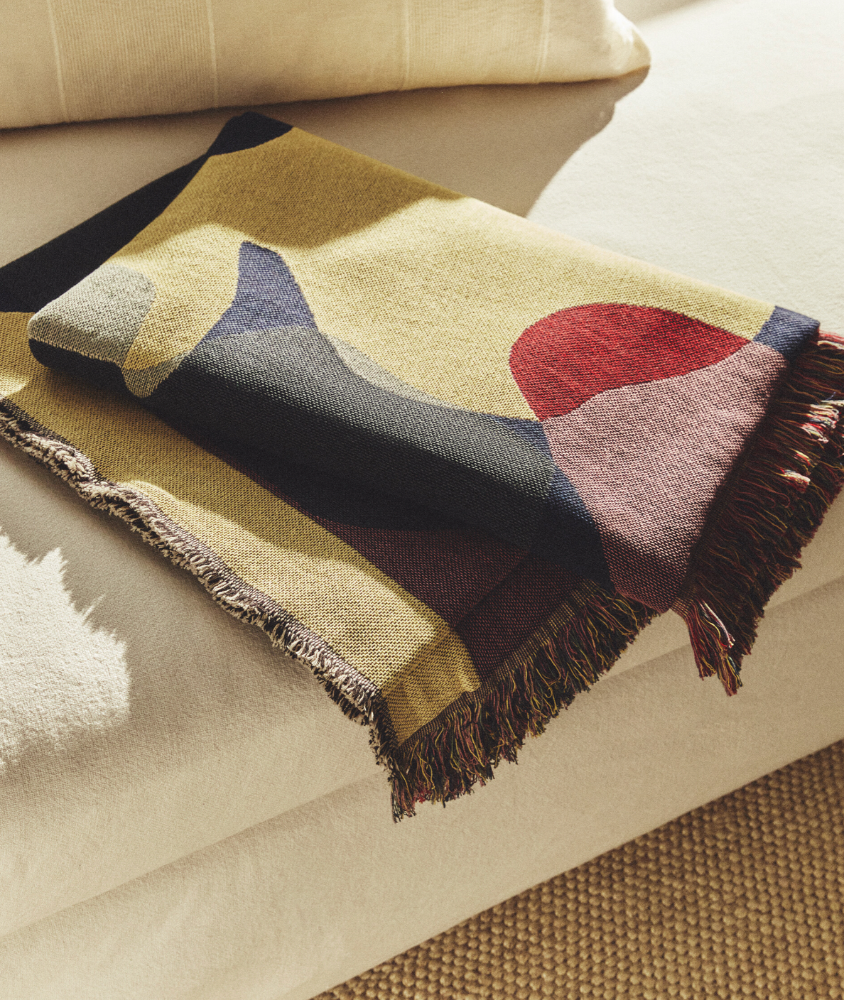 Zara home picnic blanket online