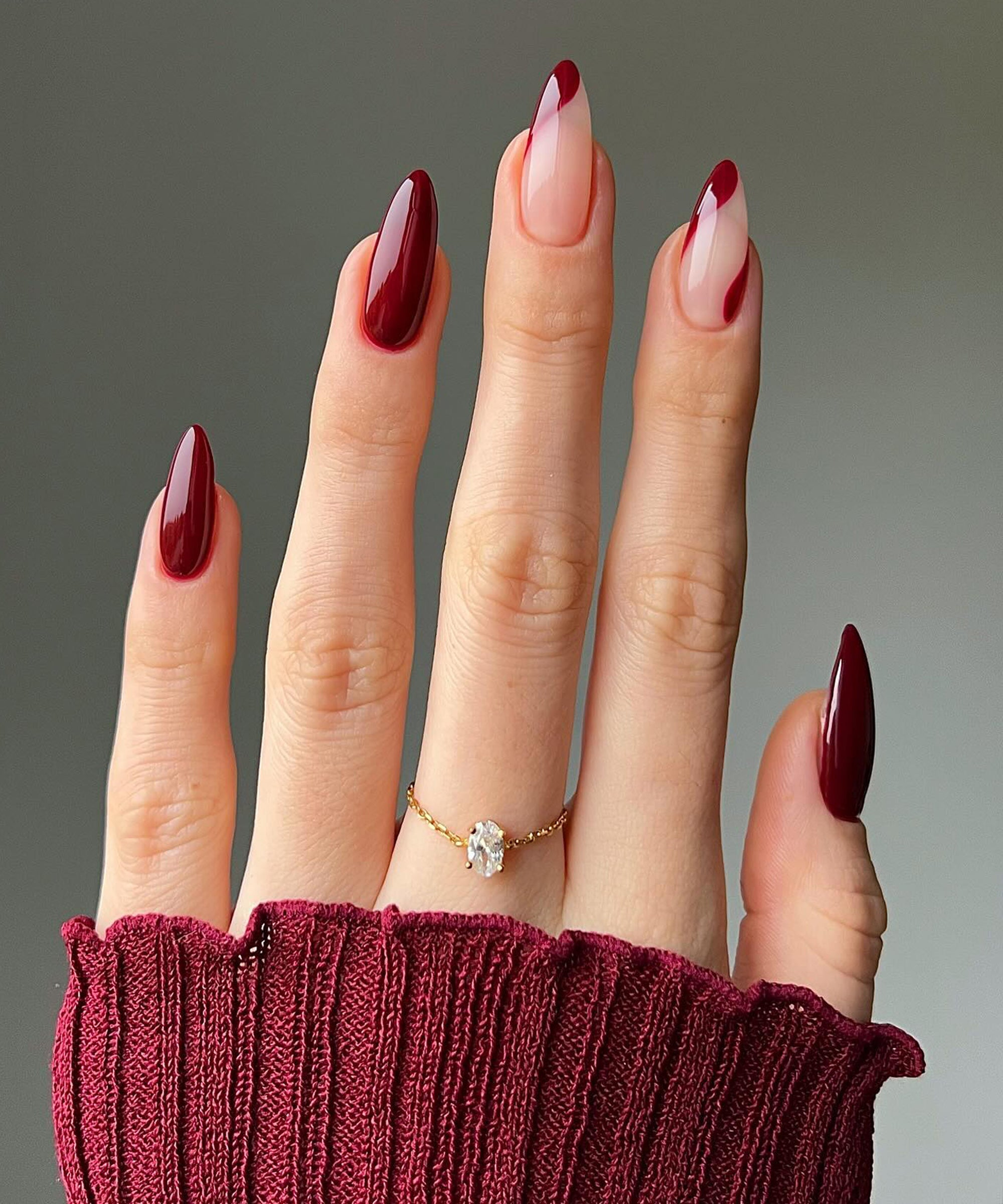 Chic Autumn Minimalist Nail Trend