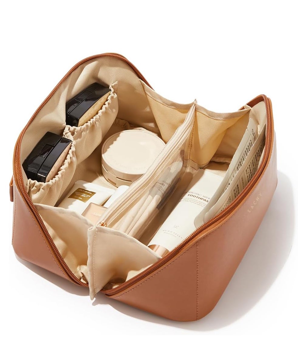 Dakota medium deluxe overnight bag on sale