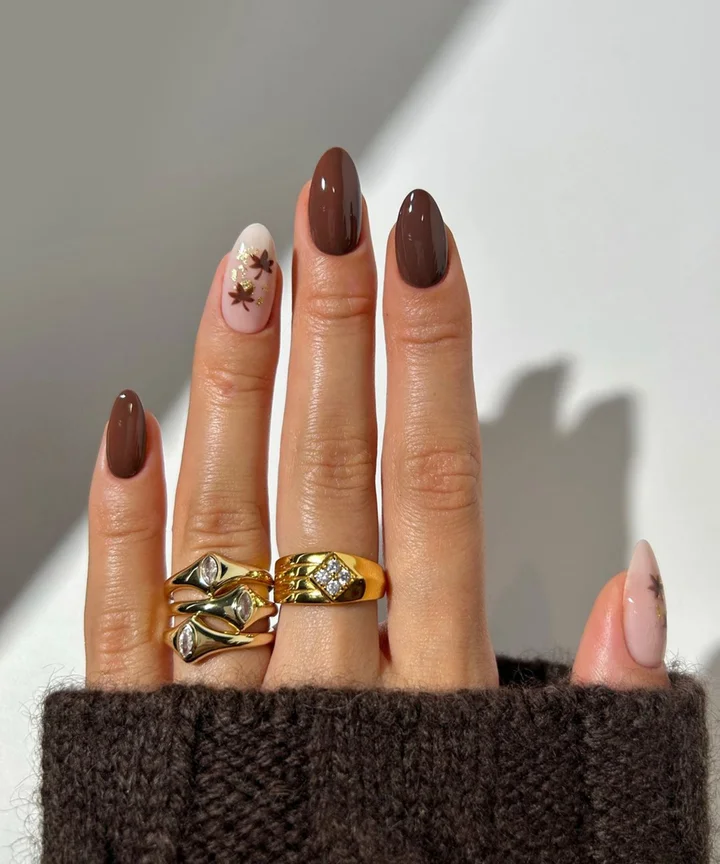 Cozy Thanksgiving Nail Ideas