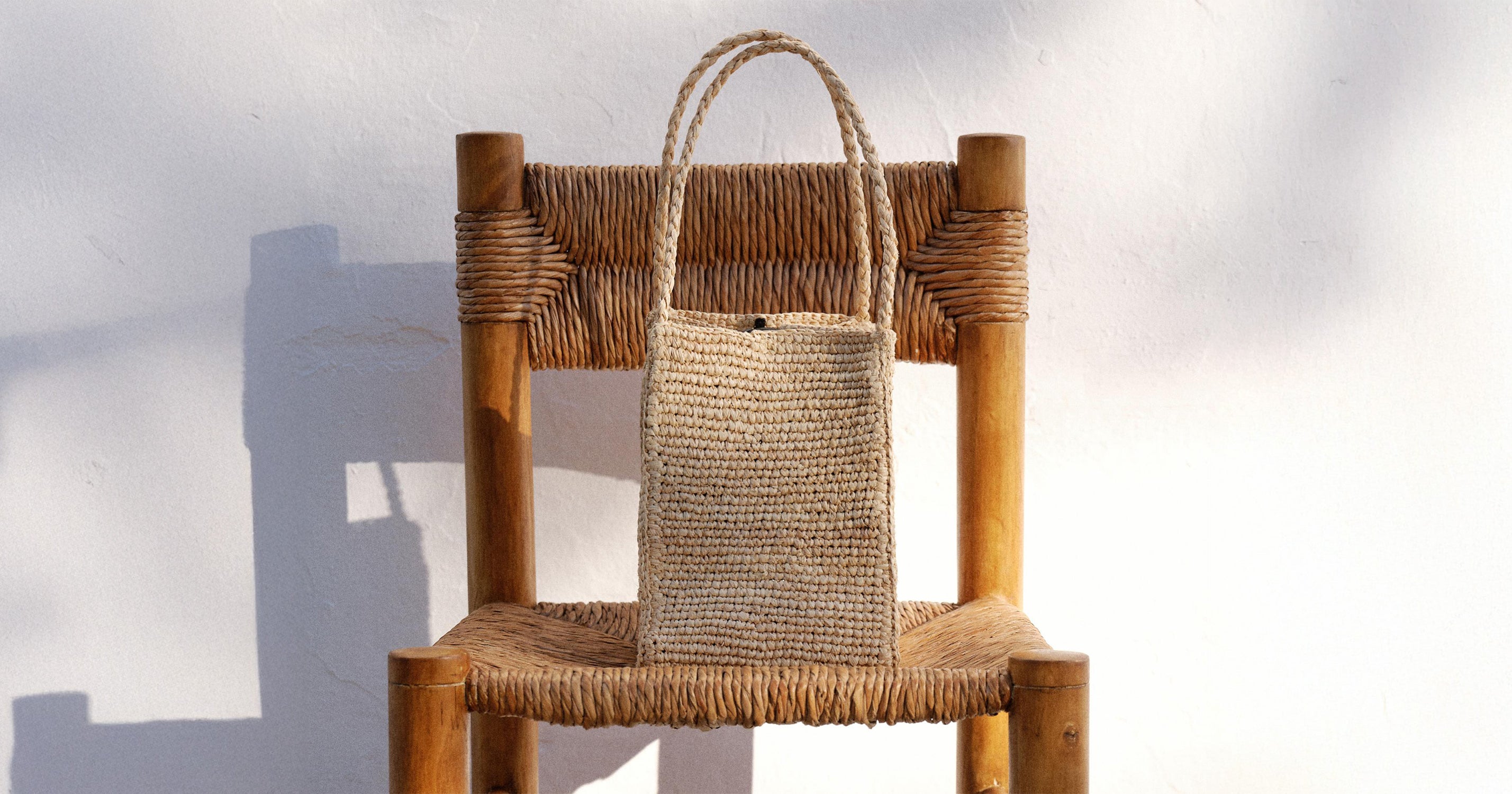 Raffia Bags & Straw Accessories For Summer 2025