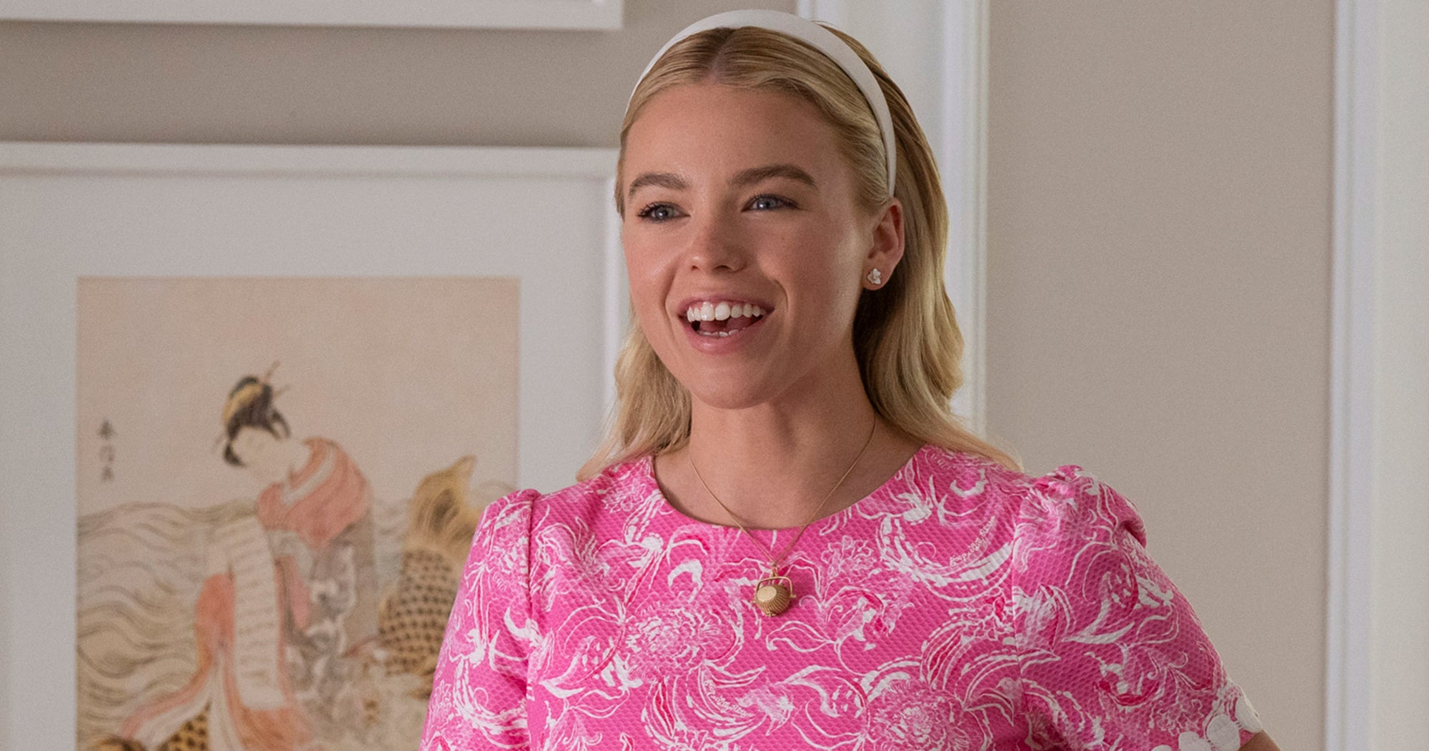The Fashion In Netflix’s Sirens Has Finale Easter Eggs