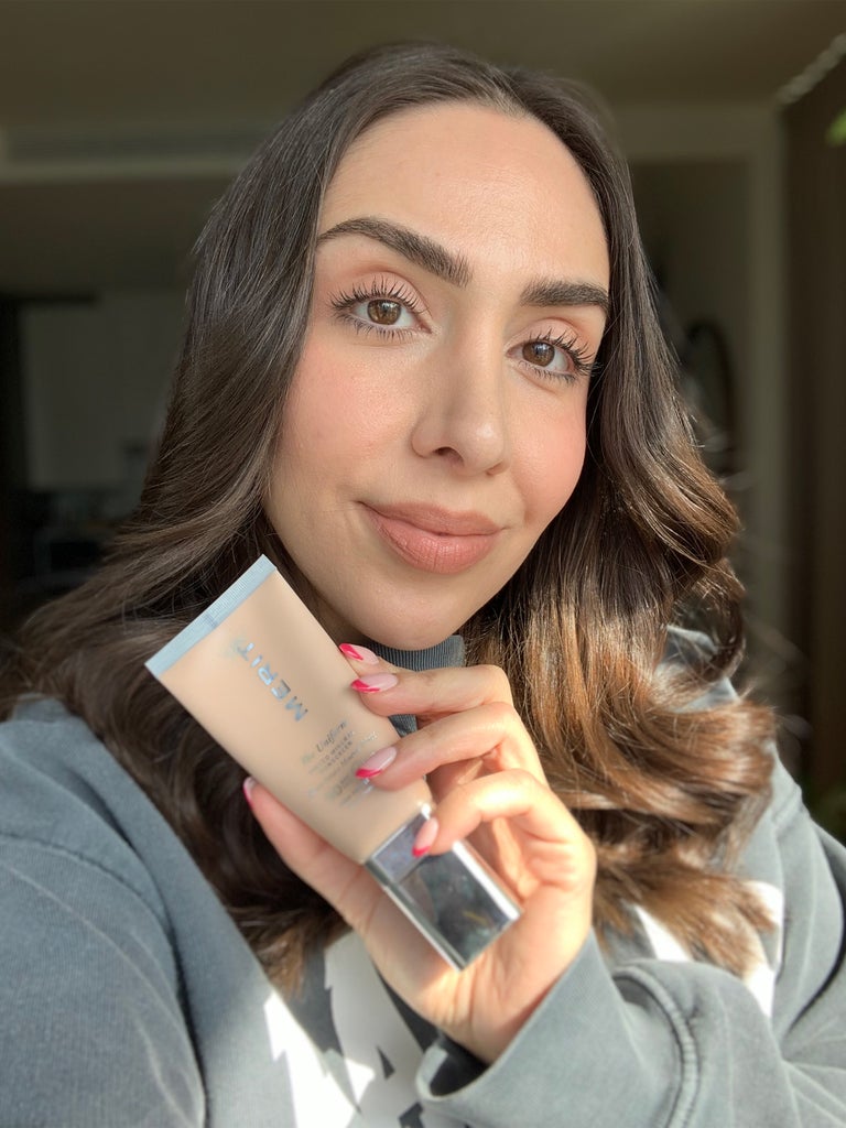 Merit’s Tinted Sunscreen Is So Good, It’s Replacing Our Usual Makeup 3 Merit’s Tinted Sunscreen Is So Good, It’s Replacing Our Usual Makeup 3