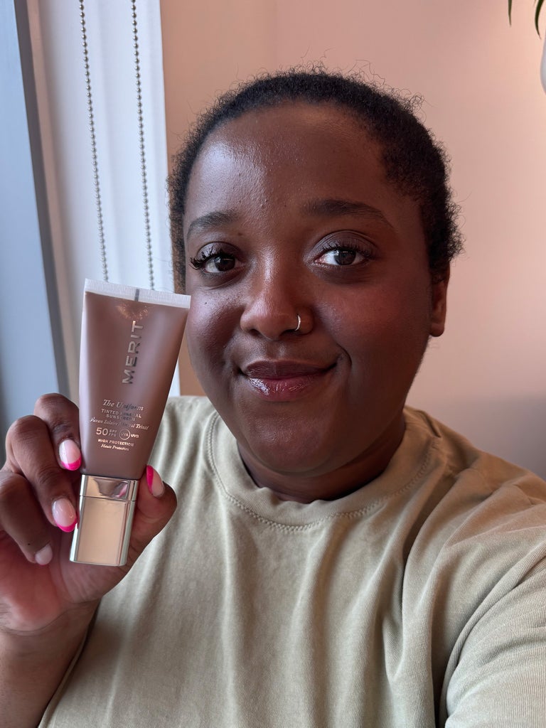 Merit’s Tinted Sunscreen Is So Good, It’s Replacing Our Usual Makeup 6 Merit’s Tinted Sunscreen Is So Good, It’s Replacing Our Usual Makeup 6