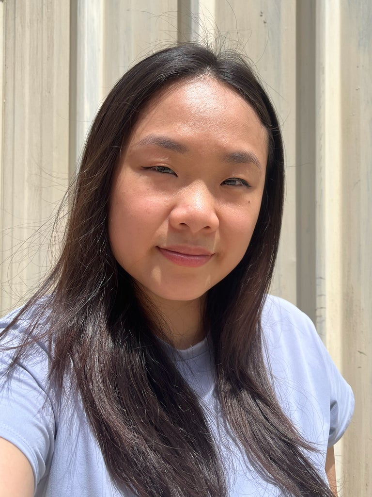 Merit’s Tinted Sunscreen Is So Good, It’s Replacing Our Usual Makeup 4 Merit’s Tinted Sunscreen Is So Good, It’s Replacing Our Usual Makeup 4