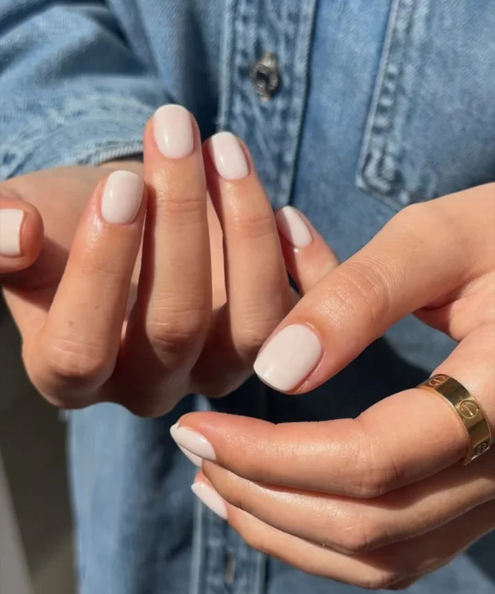 2025 Clean White Nails Fresh