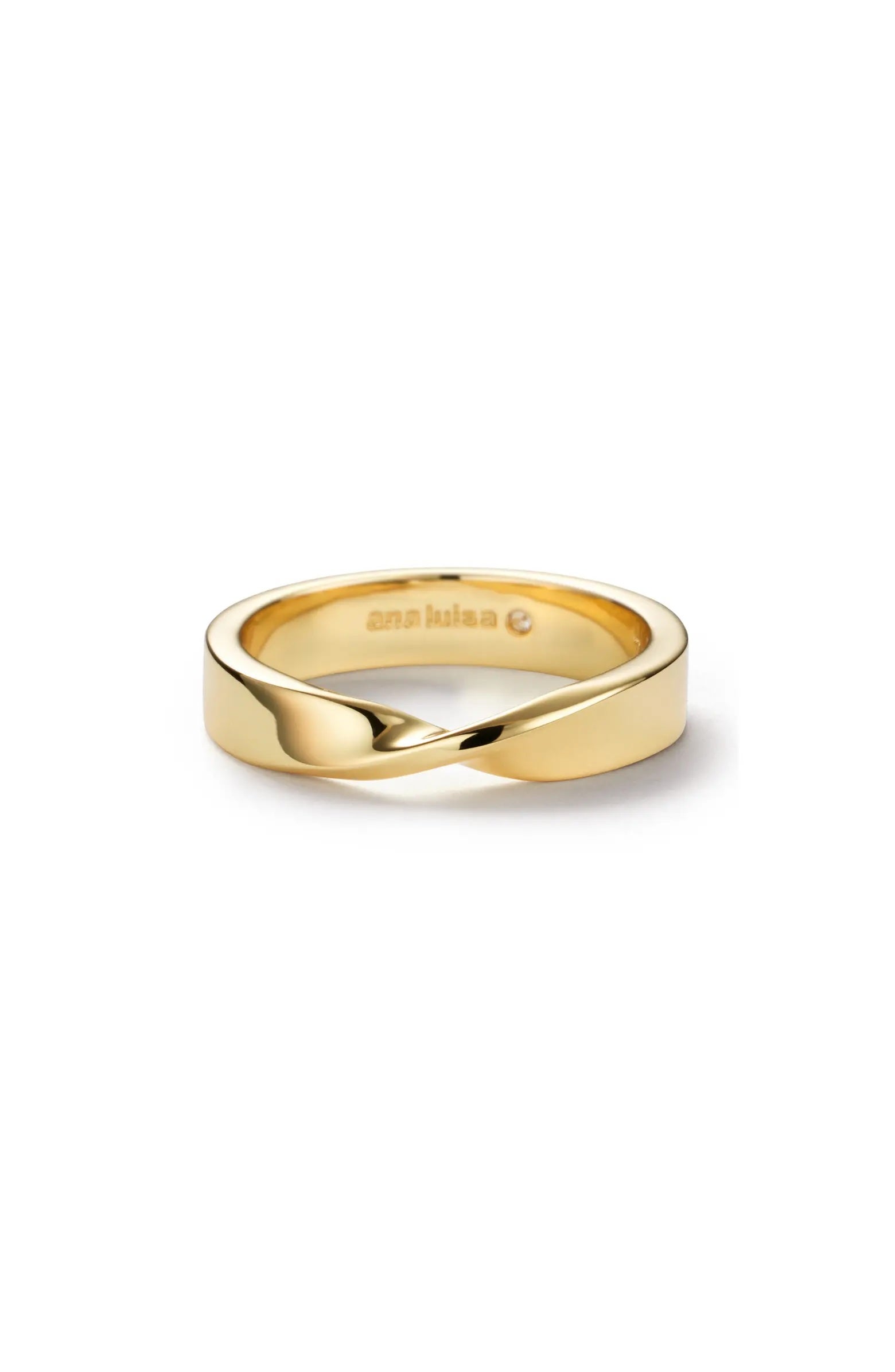 14k Gold Handcrafted Pavé Diamond Croissant Dôme Ring