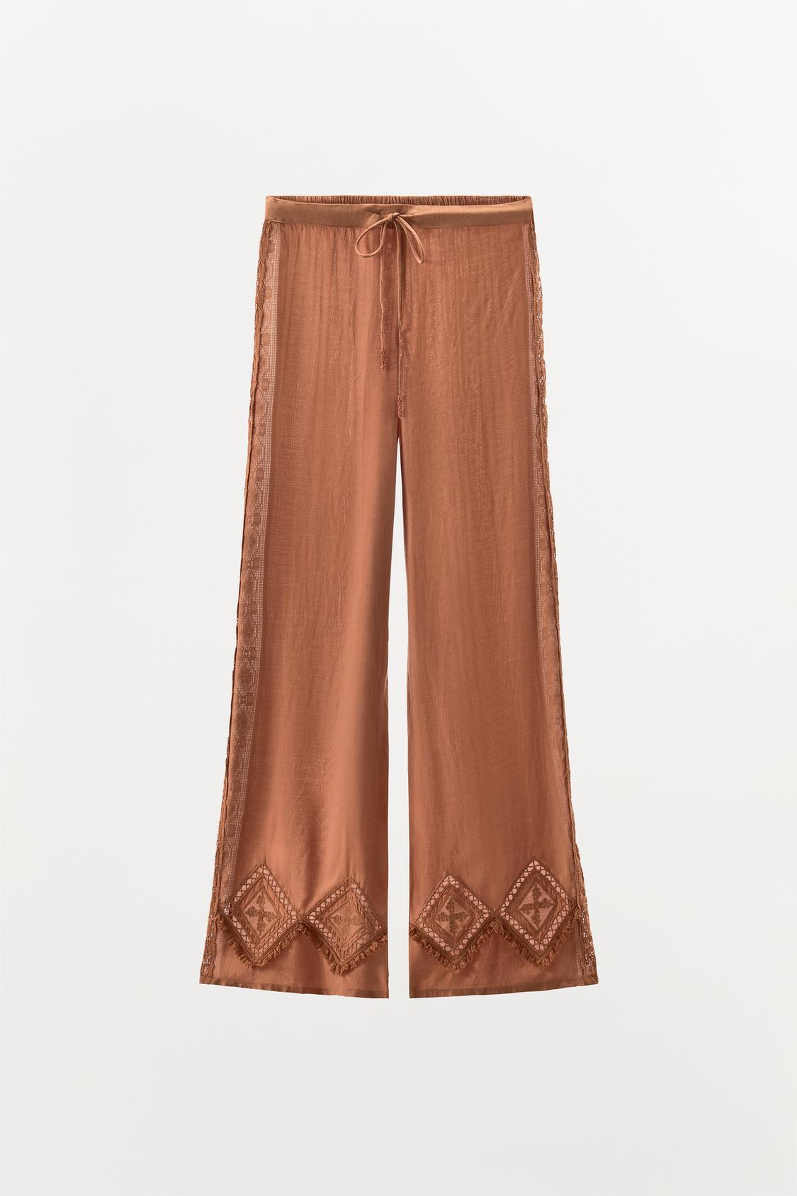 Uniqlo x Mame Kurogouchi + 3D KNIT RIBBED FRONT SLIT LONG PANTS