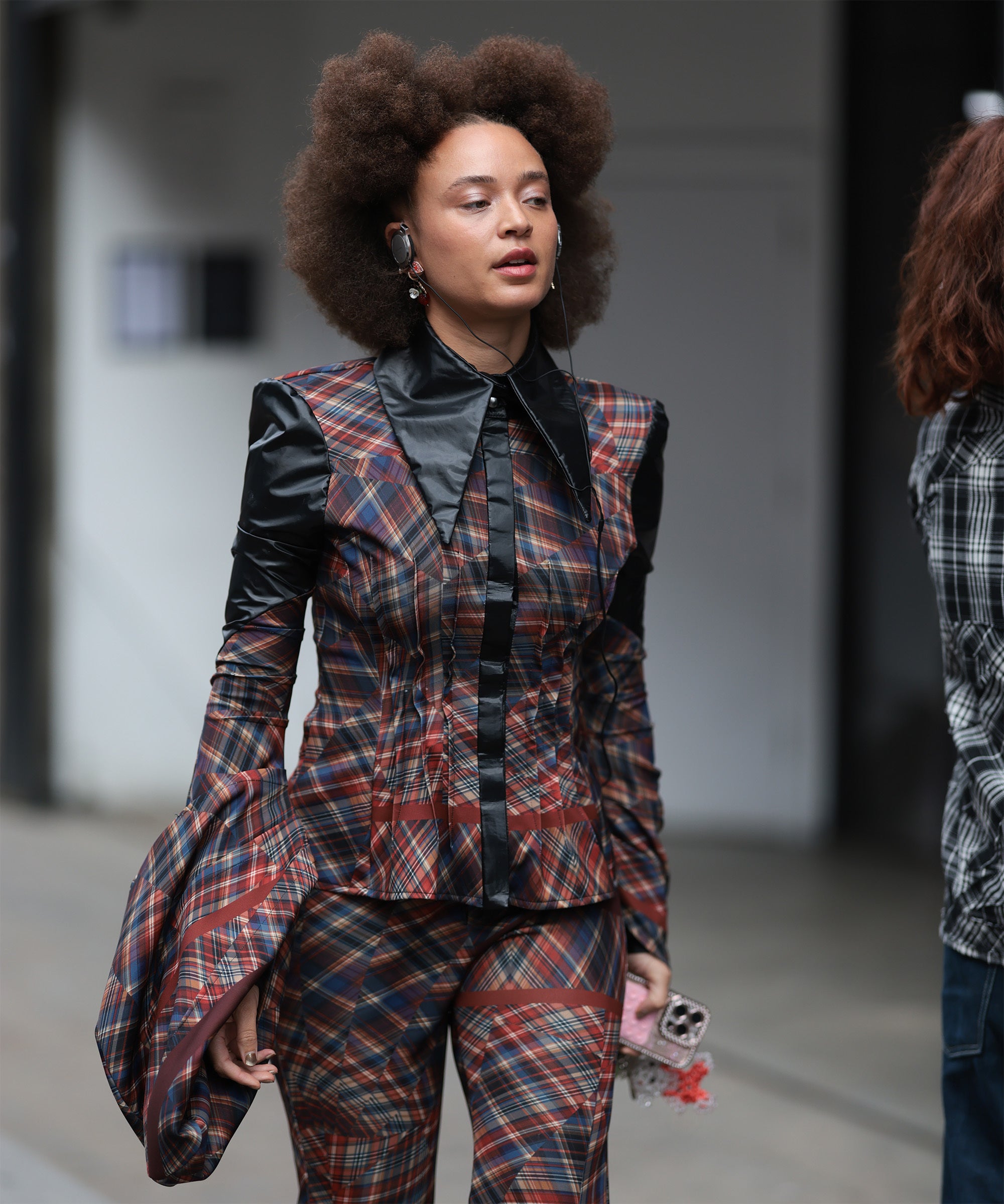 Bright street style accessory