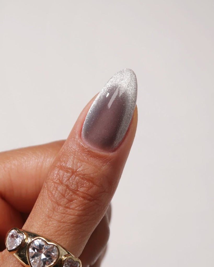 The “Phantom” French Manicure Takes Cat-Eye Tips To The Next Level