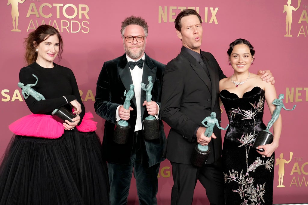 Catherine O’Hara’s Actor Awards Win Reminds Us Why We Need To Celebrate Our Heroes