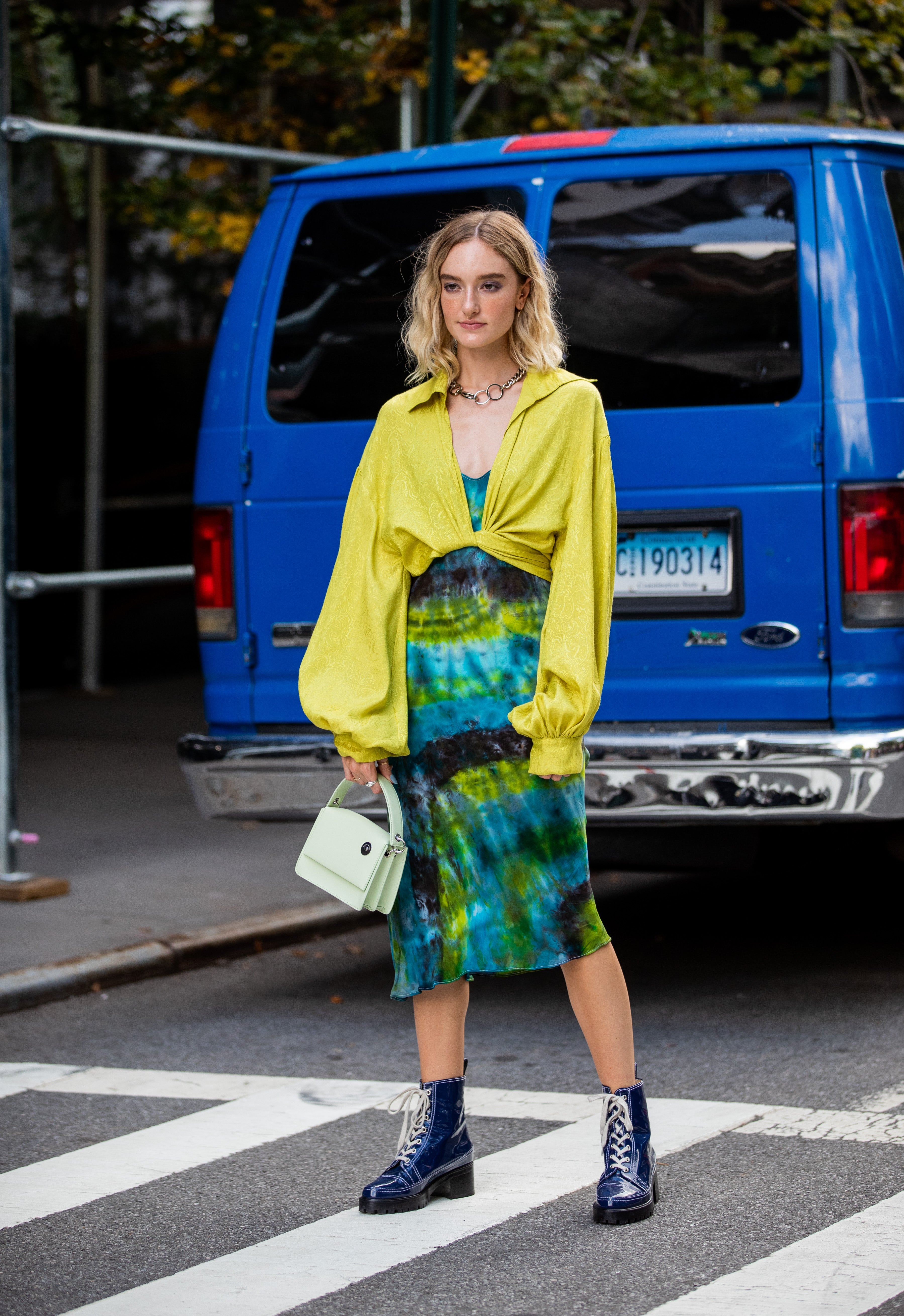 Handbag color on sale trends 2020