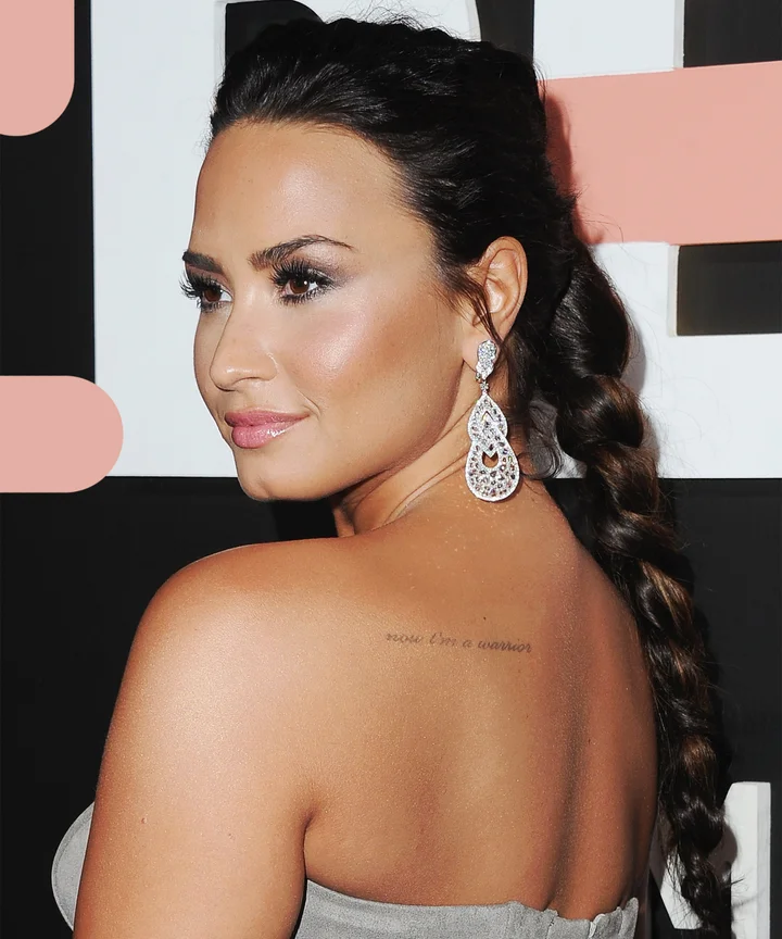 Demi Lovato Debuts Neon Green Highlights On Instagram
