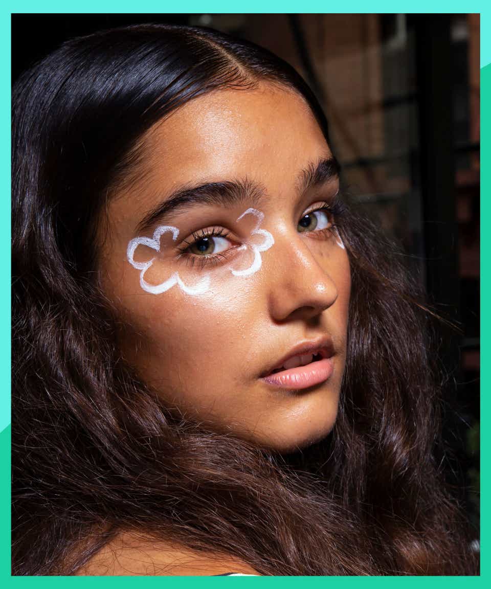 Cloud Eye Makeup Trend From Euphoria At Nyfw How To Cloud Eye Makeup Trend From Euphoria At Nyfw How To