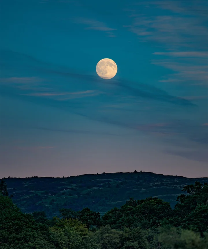 What A Friday The 13th Full Harvest Moon Means For You