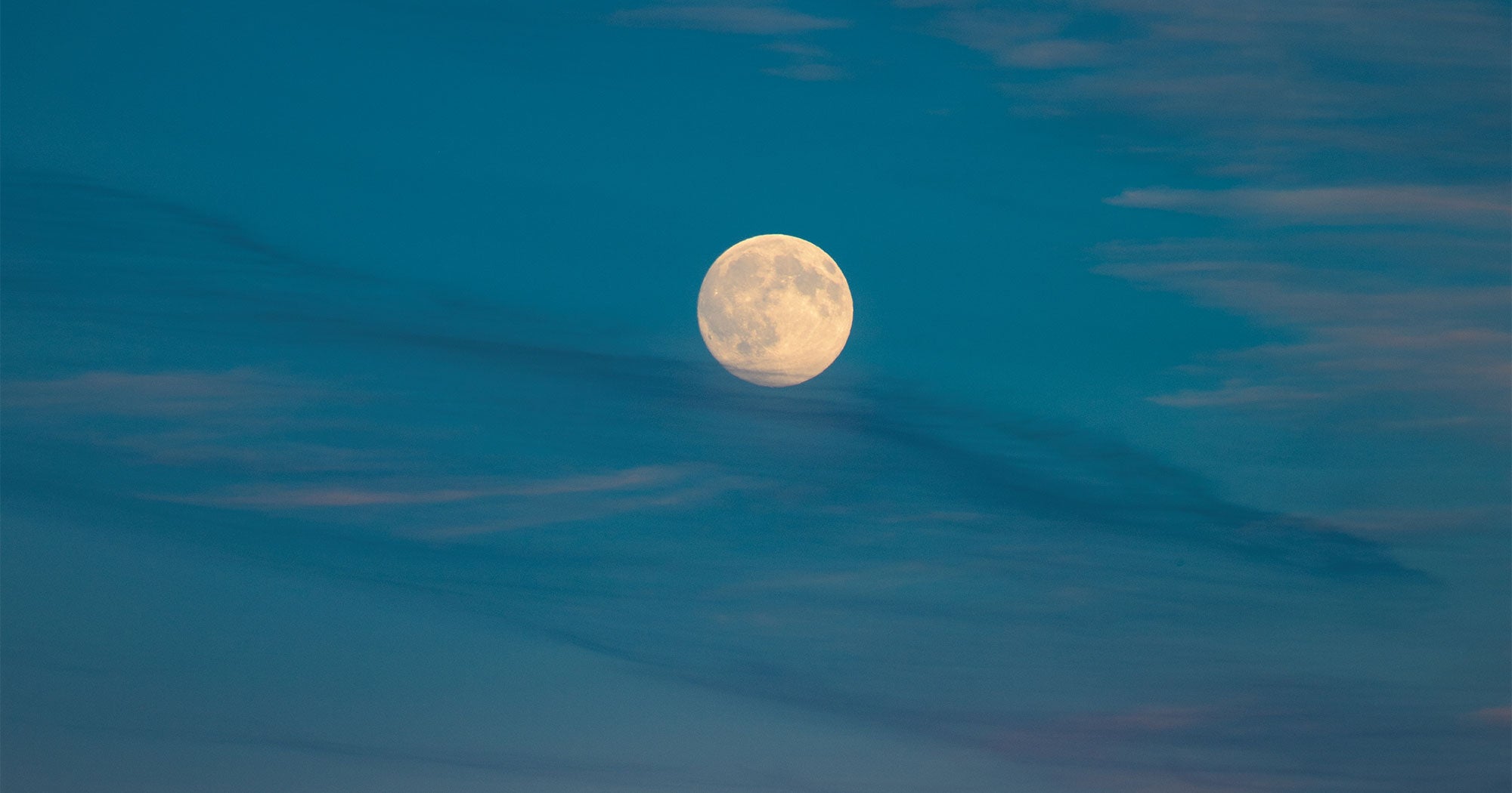 This Friday The 13th Brings Us A Full Harvest Moon In Pisces
