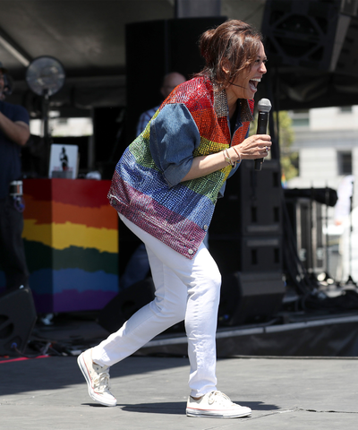 She was online wearing converse