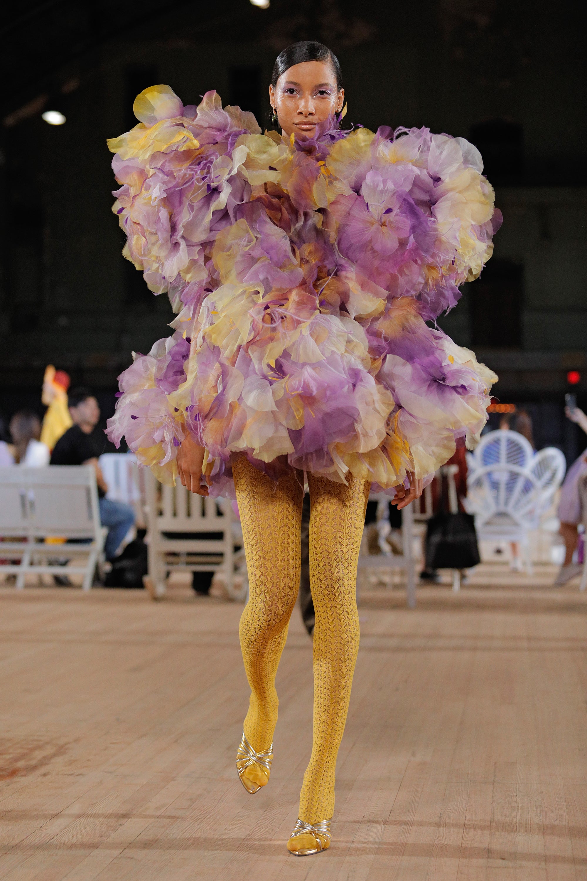 Marc Jacobs Preps for Spring Showers at Louis Vuitton With Parasols,  Pastels and Baby Bump-Friendly Dresses