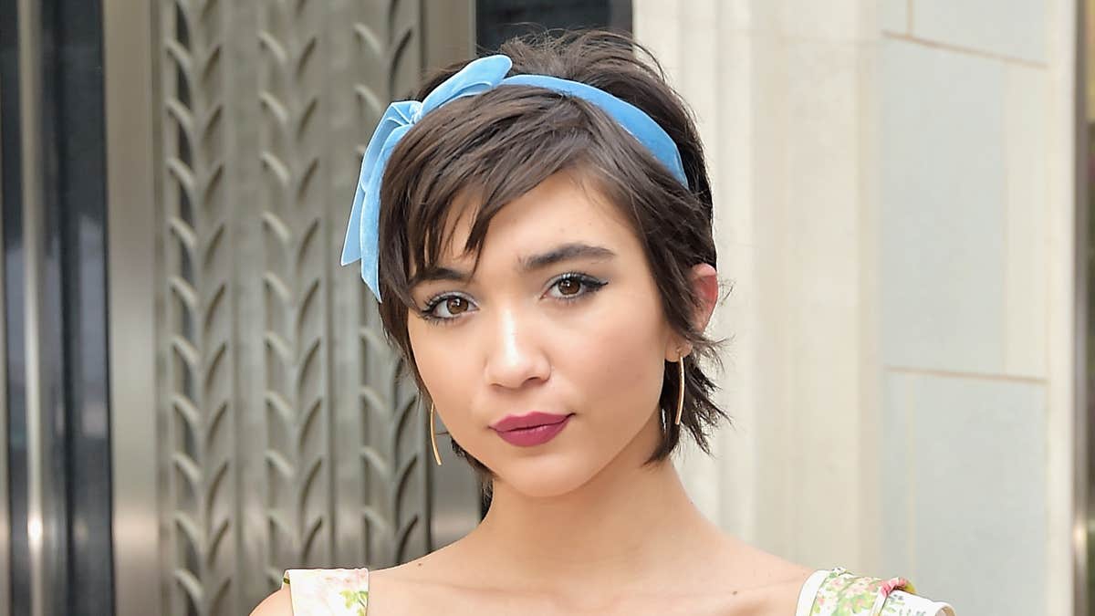 Best Updo For Short Hair That Are Chic Simple Easy Best Updo For Short Hair That Are Chic Simple Easy