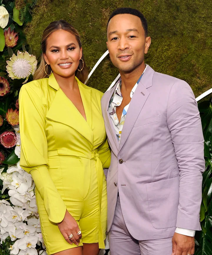 Chrissy Teigen And John Legend 6th Anniversary Pics