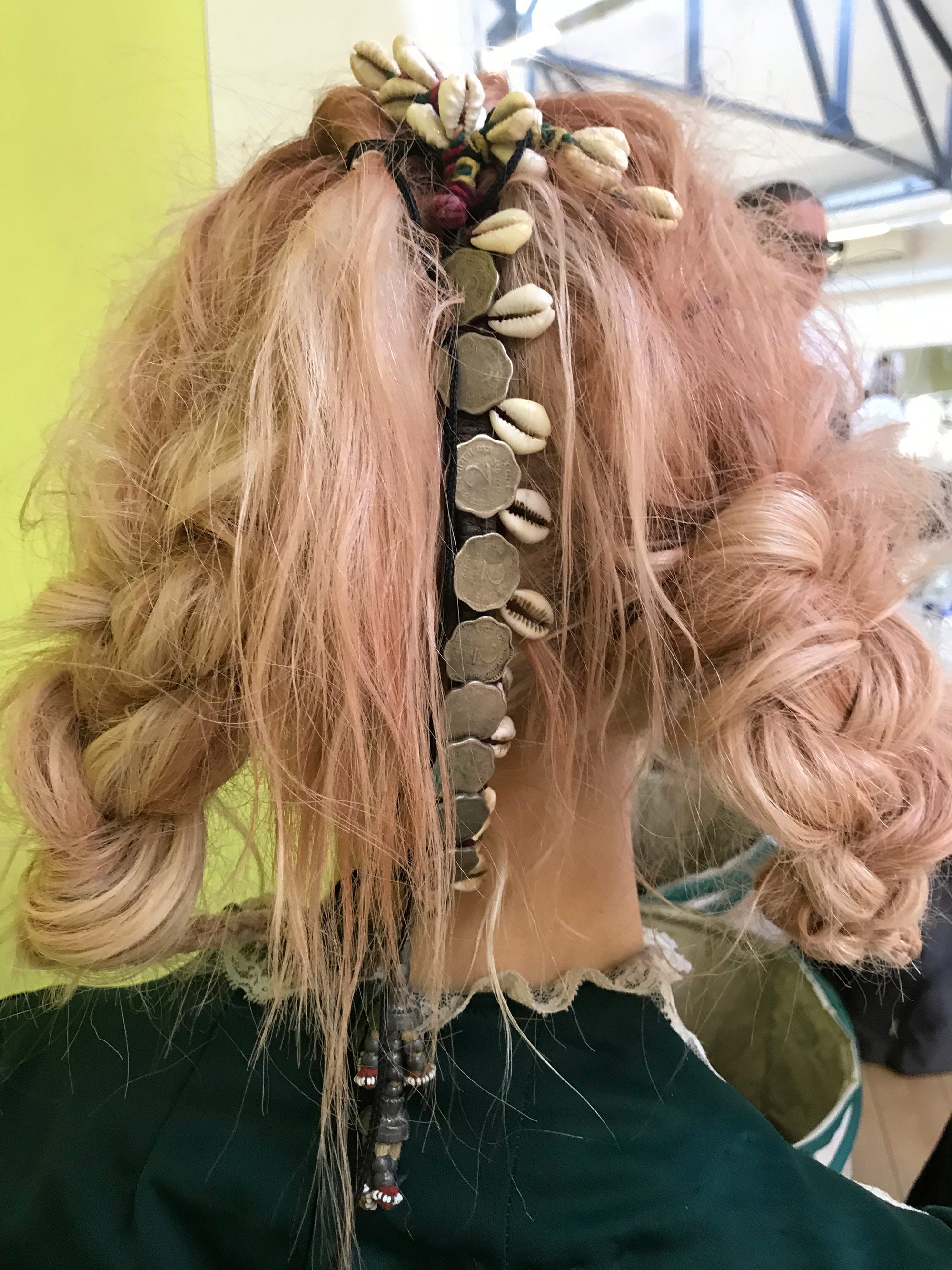 London Fashion Week Ss20 Backstage Beauty Looks