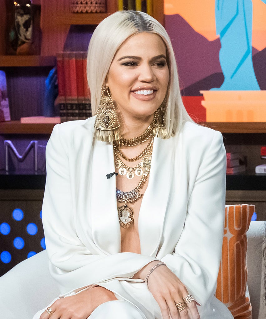 Khloe Kardashian Just Debuted Cloud Blonde Hair For Fall Obor