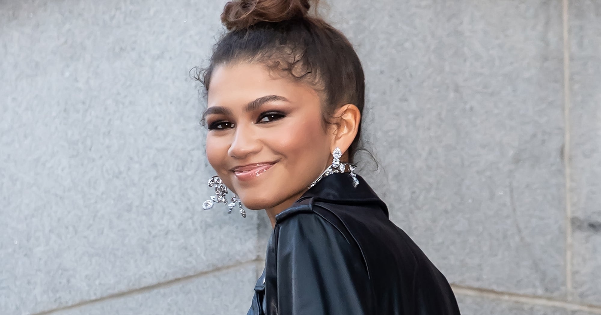 Zendaya Red Hair At 2019 Emmys Is Unlike Euphoria Rue