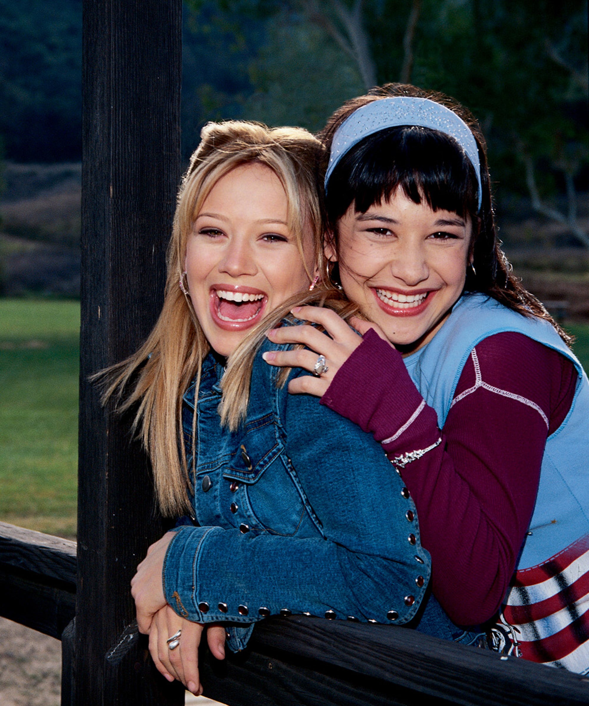 Halloween Costumes For Two Besties 2022