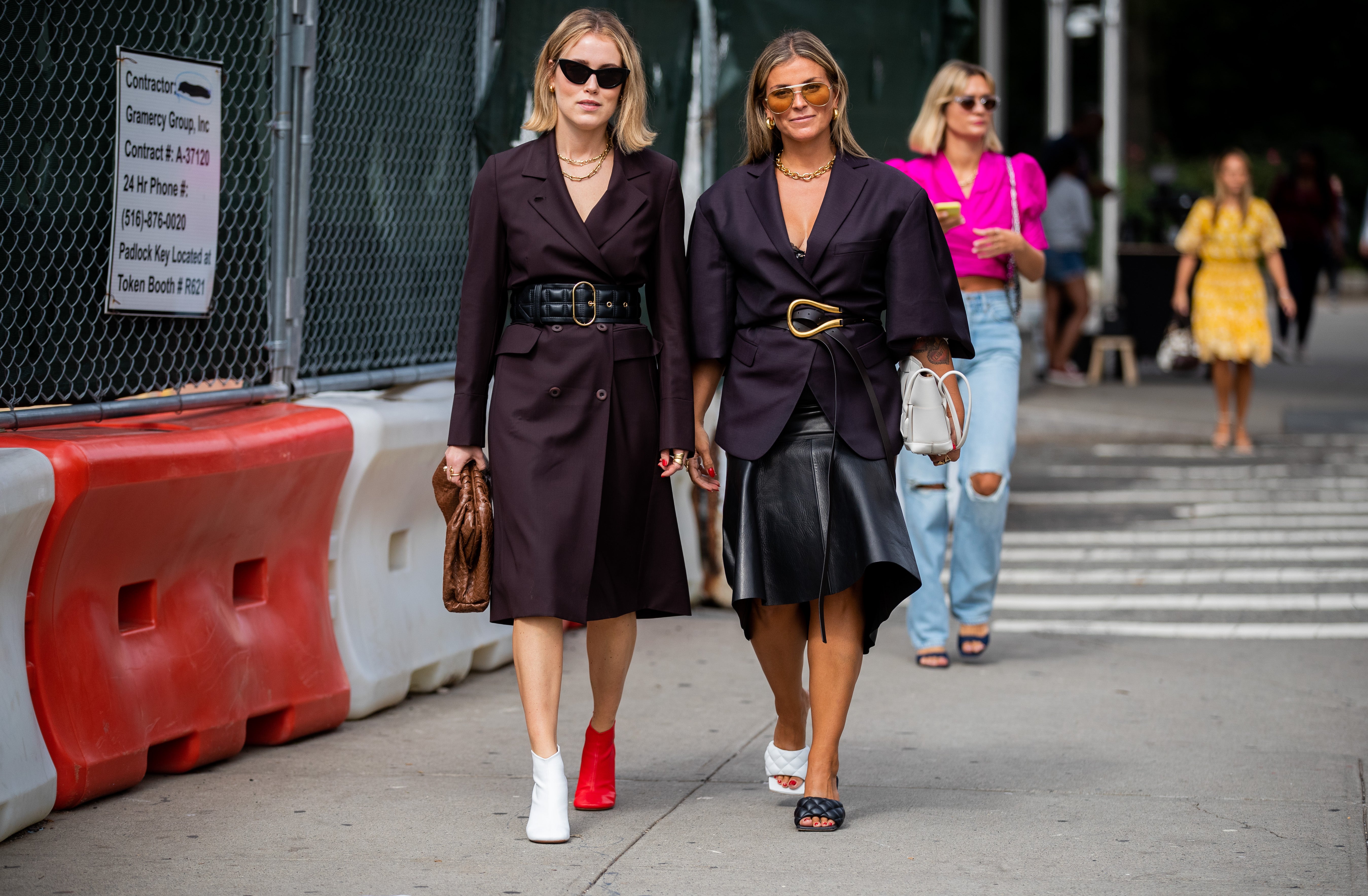 Mismatched Shoe Fashion Week Street 