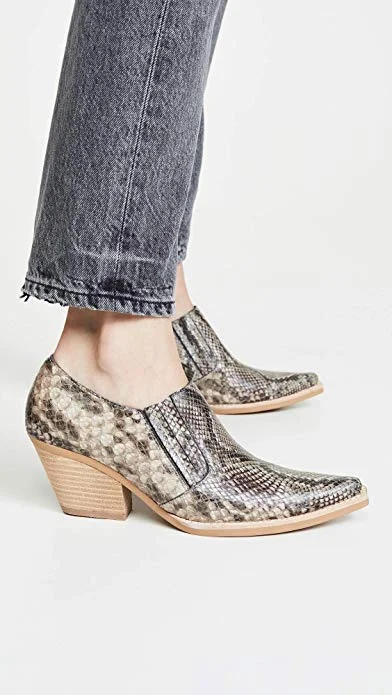 29 Pairs Of Solid Fall Boots Hiding In The Depths Of Amazon Solid Fall Boots Amazon,