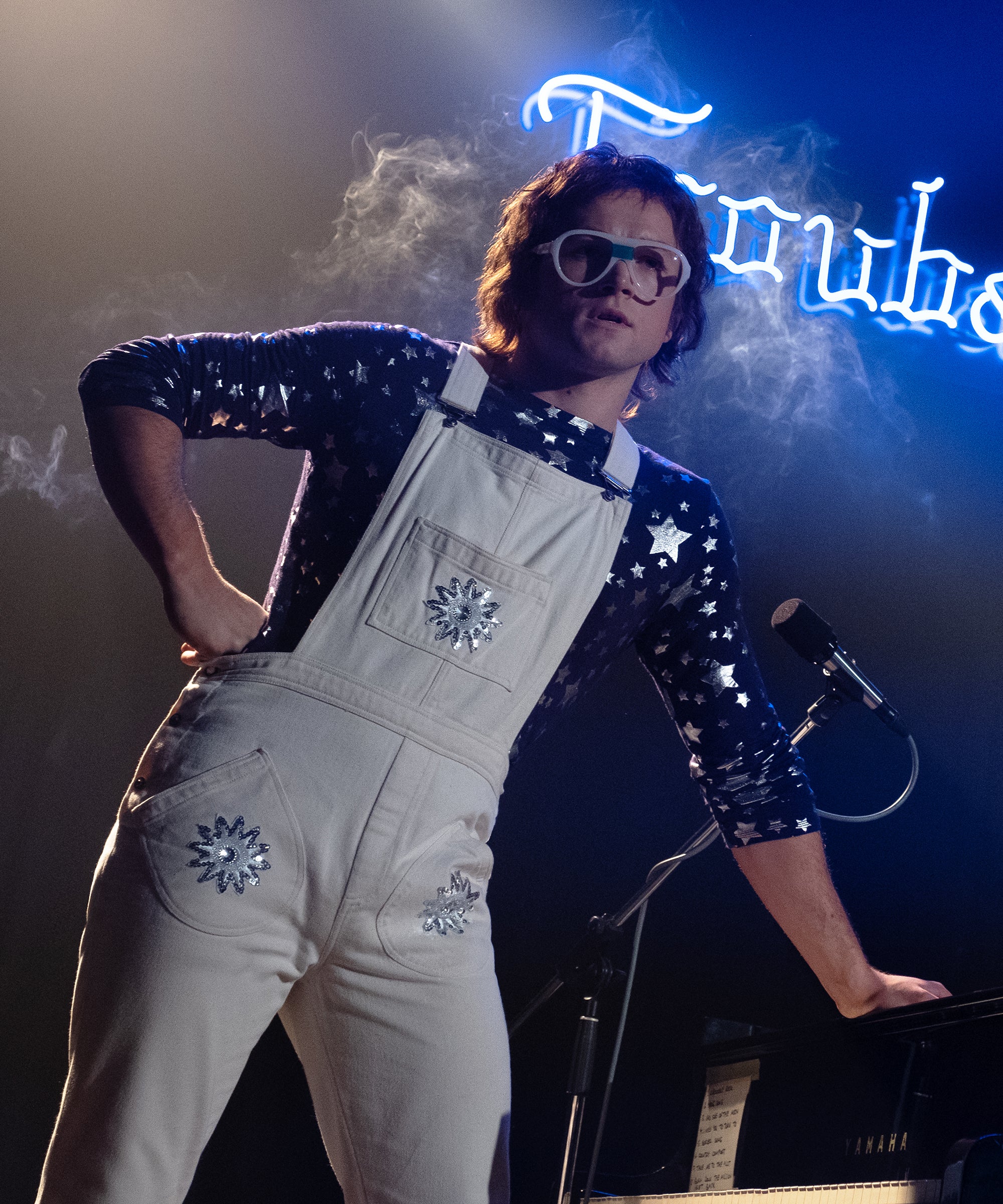 Rocketman Halloween Costumes - Elton John & More Looks