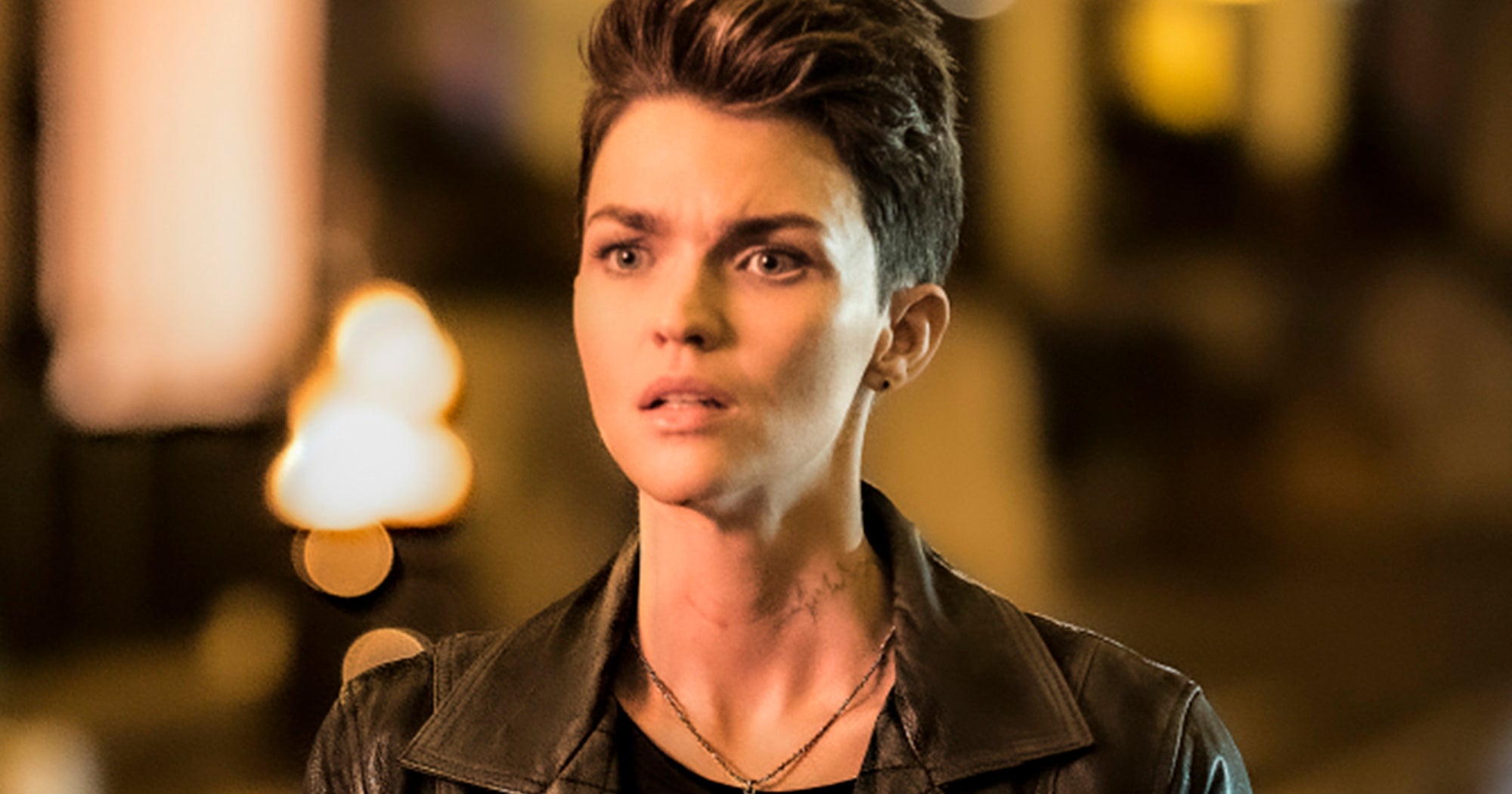 Films Et Séries Tv Avec Ruby Rose Why Batman Isn't On The CW Ruby Rose Batwoman Series