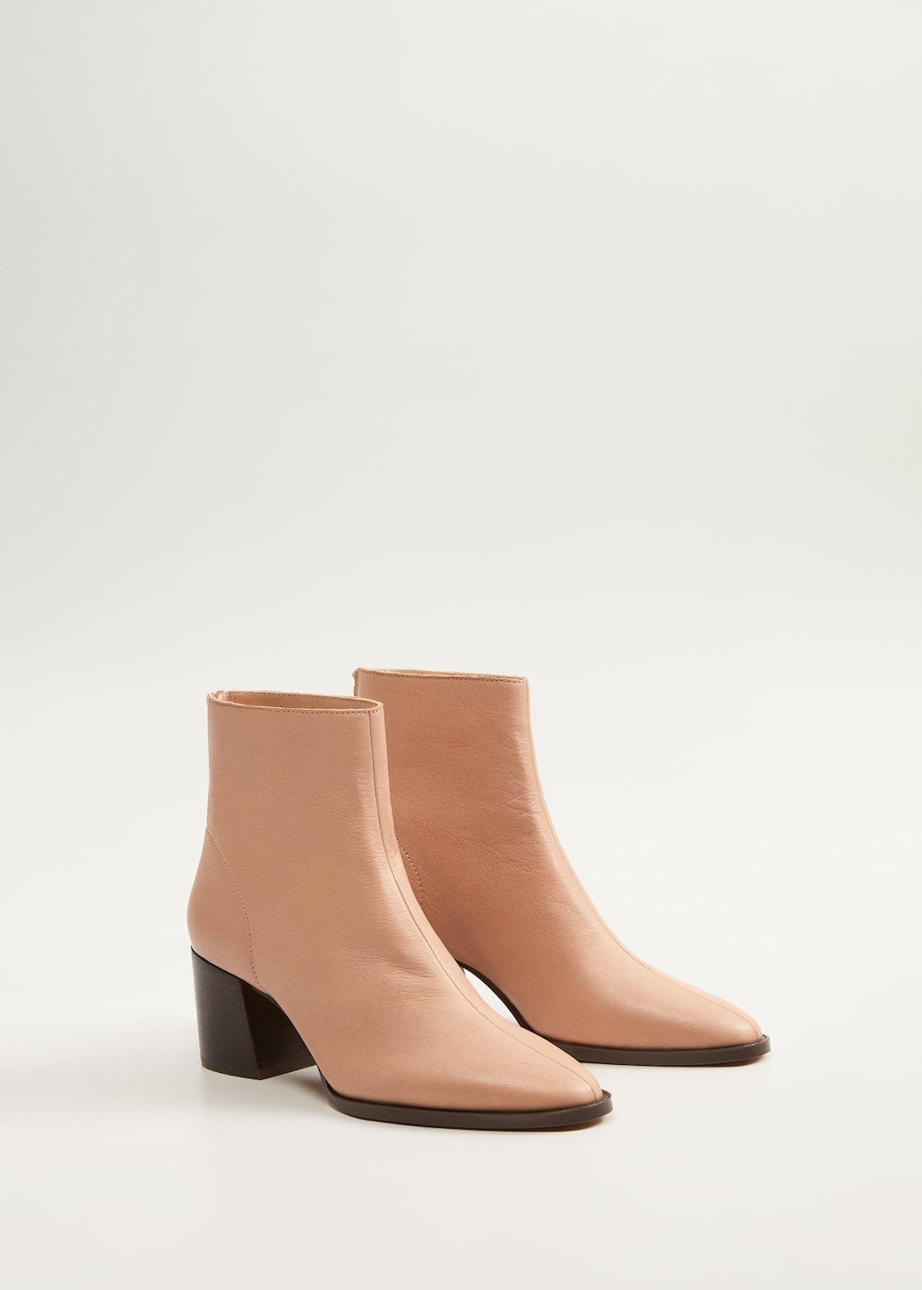 track sole contrast ankle boots mango