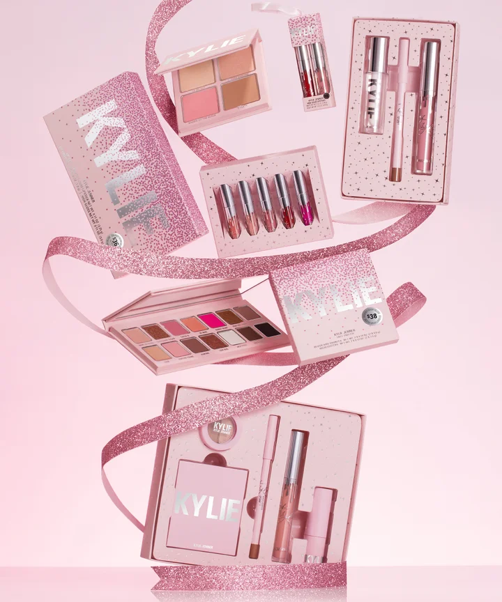 kylie cosmetics christmas collection 2020 prices Kylie Cosmetics Holiday Collection Of Makeup Gifts 2019 kylie cosmetics christmas collection 2020 prices
