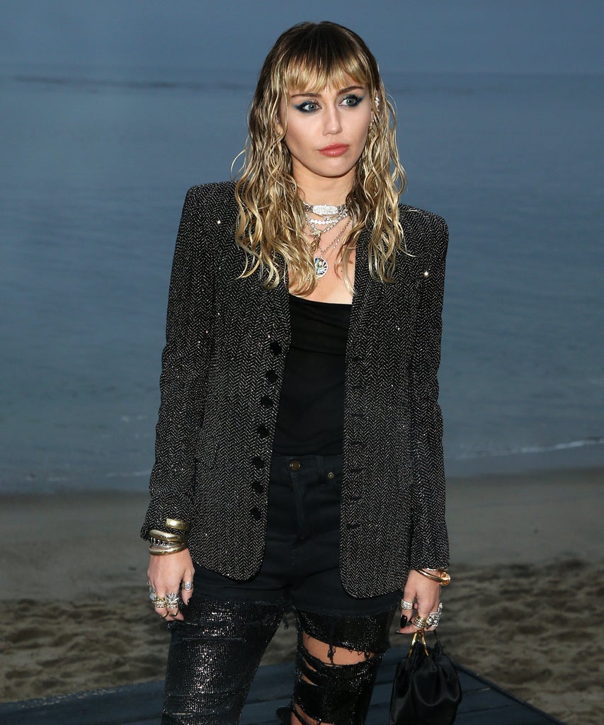 Miley Cyrus Called Out For LGBTQ+ Comments Miley Cyrus LGBTQ Comments,