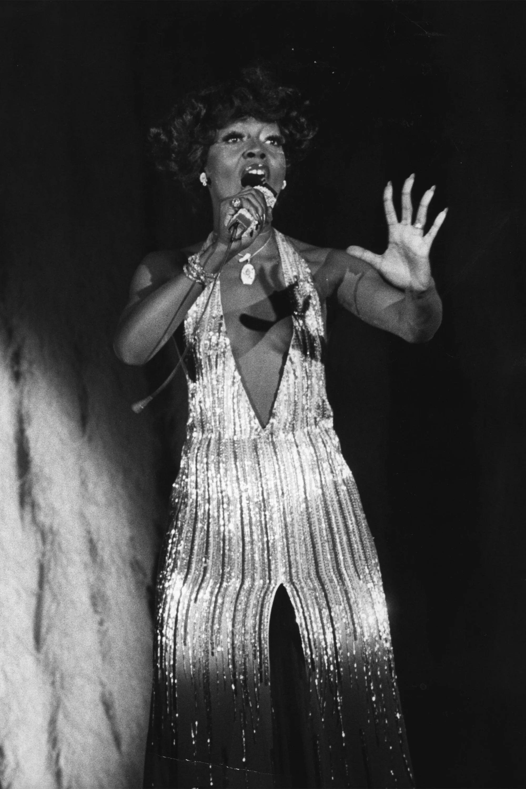 A Vintage Maven Explains The Throwback Costumes That Are Trending This Year Vintage Maven throwback Costumes,