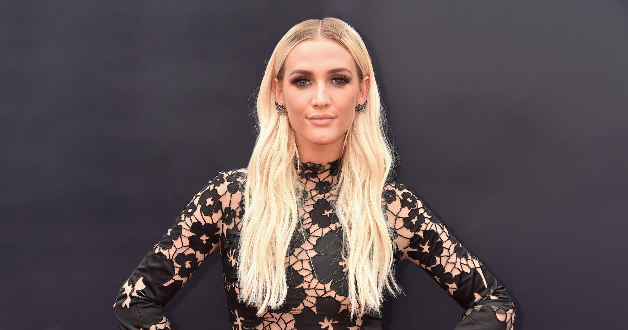 Ashlee Simpson Just Dyed Her Blonde Hair