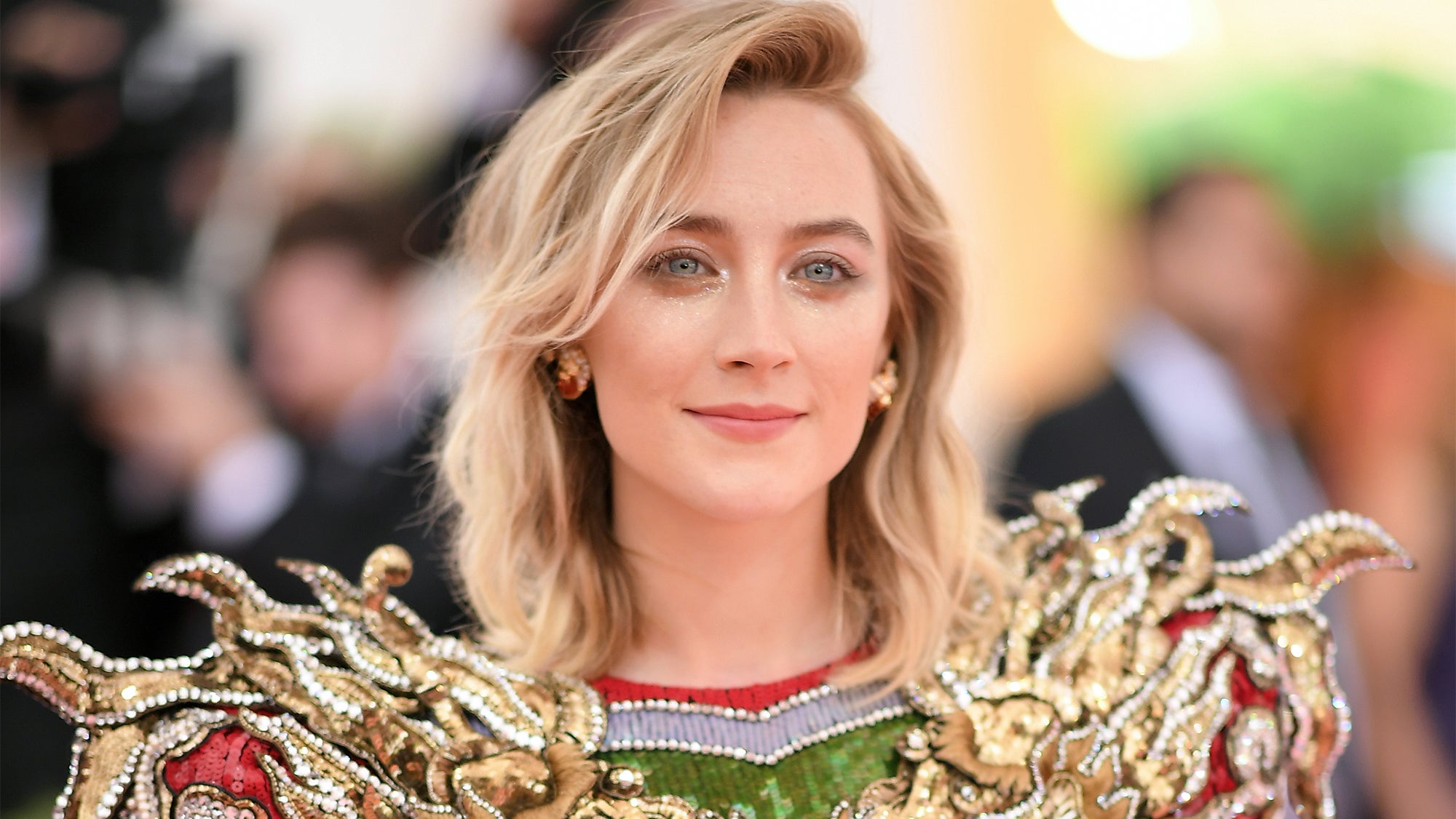 Saoirse Ronan Just Chopped Her Hair Into Fall S Chicest Bob